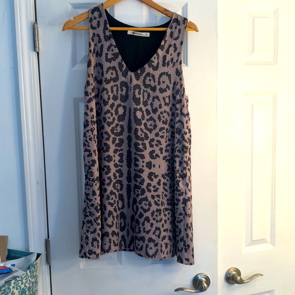 Cute mini dress! Gray, black, pink